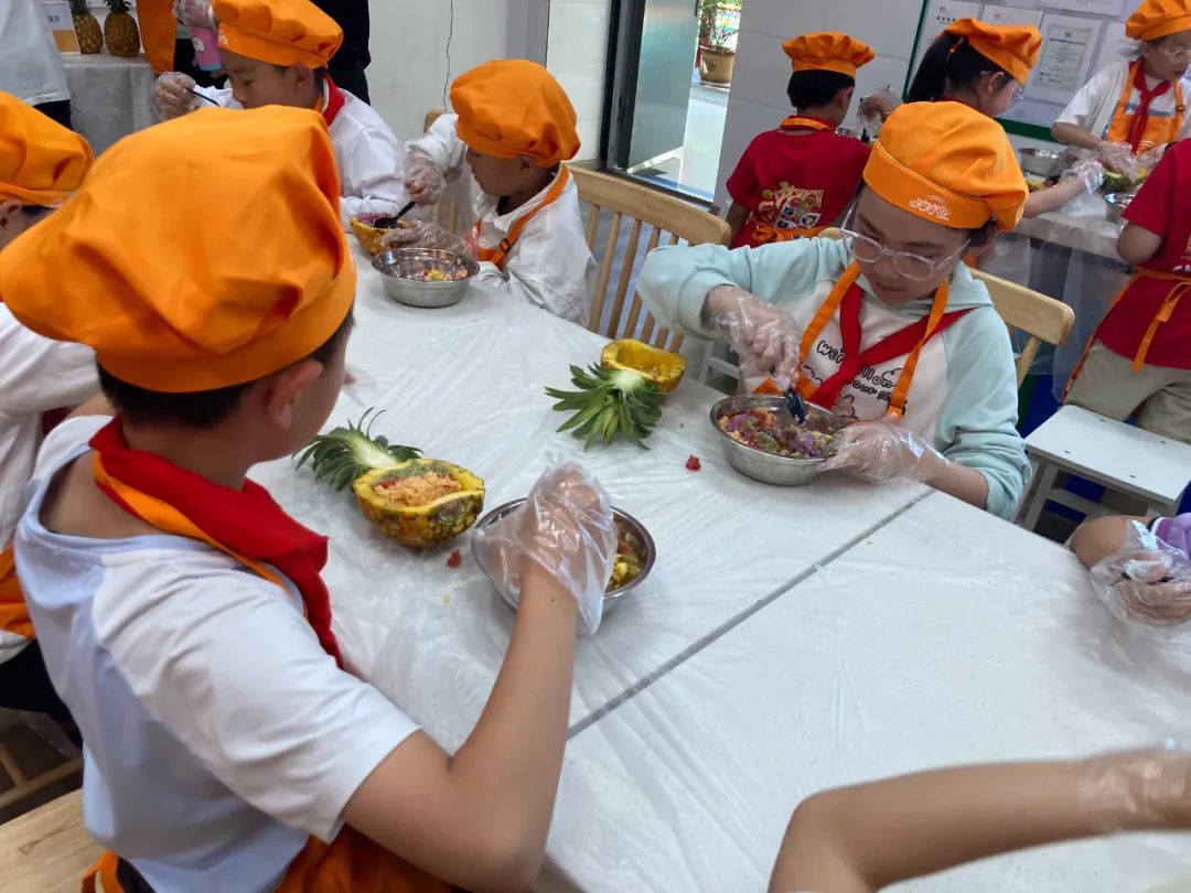 【膳学堂】邂逅傣族风味——从学做菠萝饭开始 膳学堂走进棕树营小学(图19)