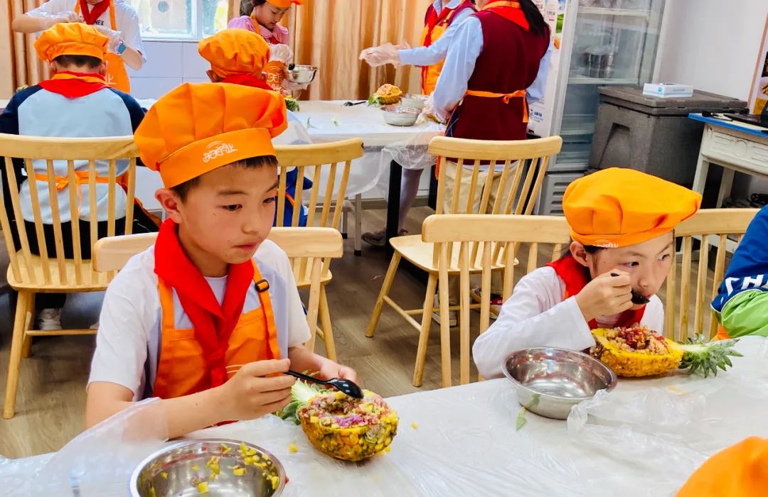 【膳学堂】邂逅傣族风味——从学做菠萝饭开始 膳学堂走进棕树营小学(图23)