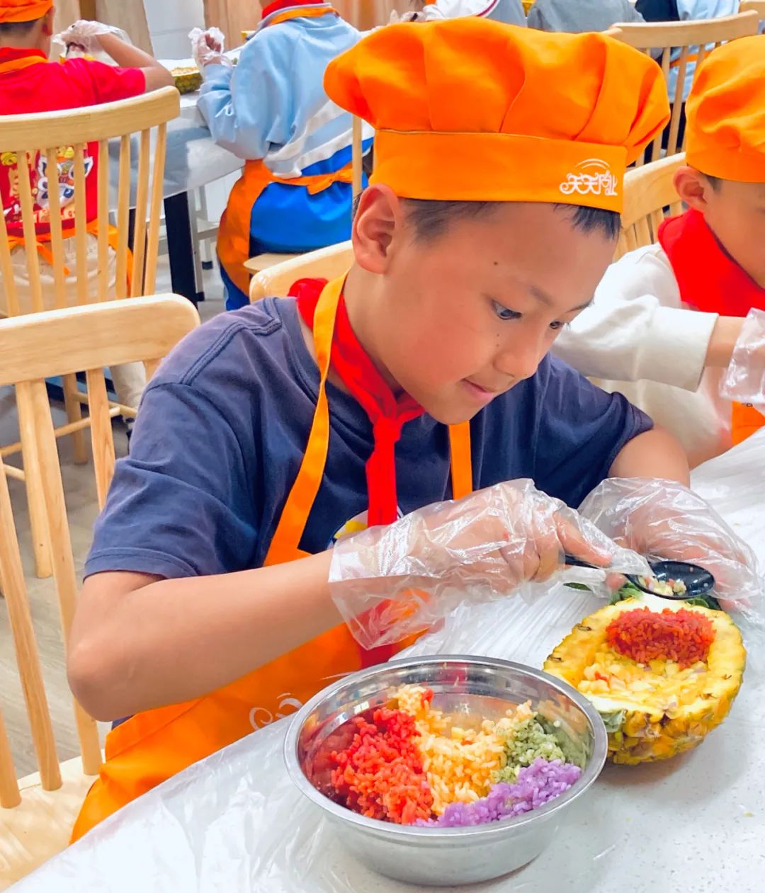 【膳学堂】邂逅傣族风味——从学做菠萝饭开始 膳学堂走进棕树营小学(图24)
