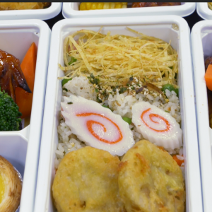 11月的惊喜餐：蜜汁全翼海苔饭套餐